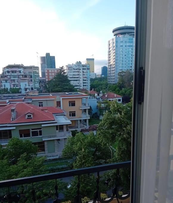 דירות Tirana Road Blloku Area מראה חיצוני תמונה